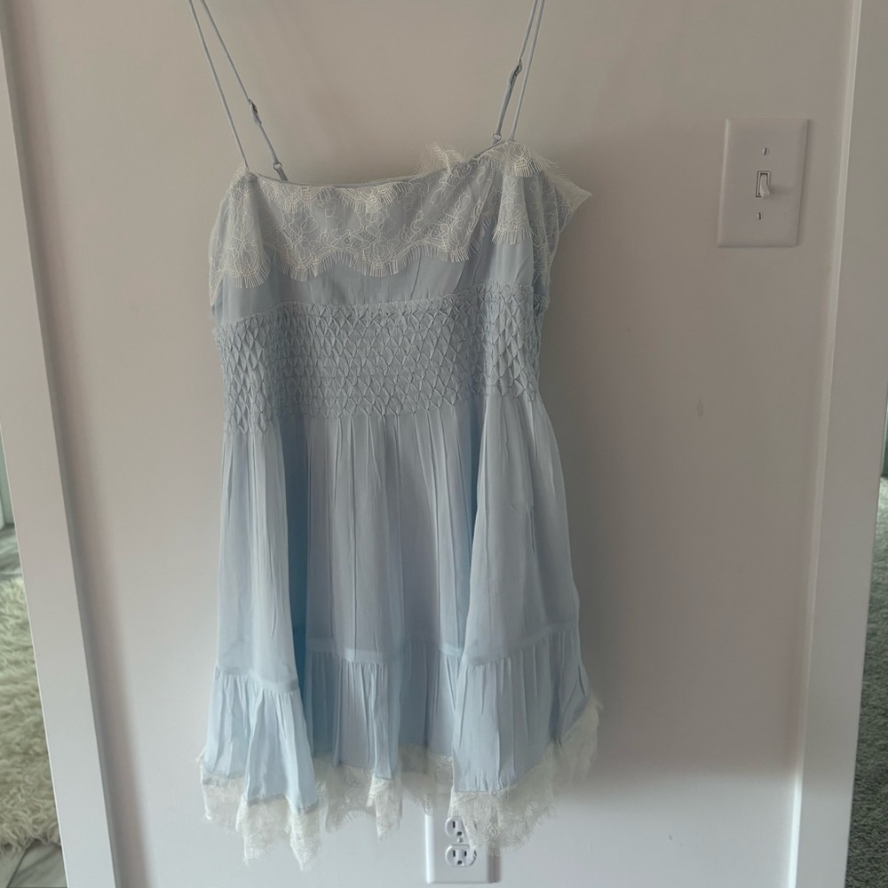 Elegant White Lace Trim Dress - image 2